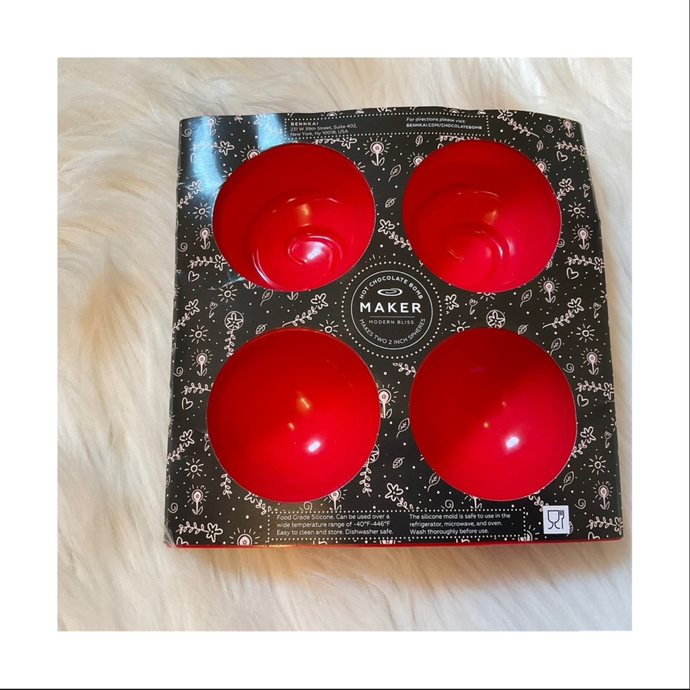 Hot Chocolate Bomb Maker - New in Package